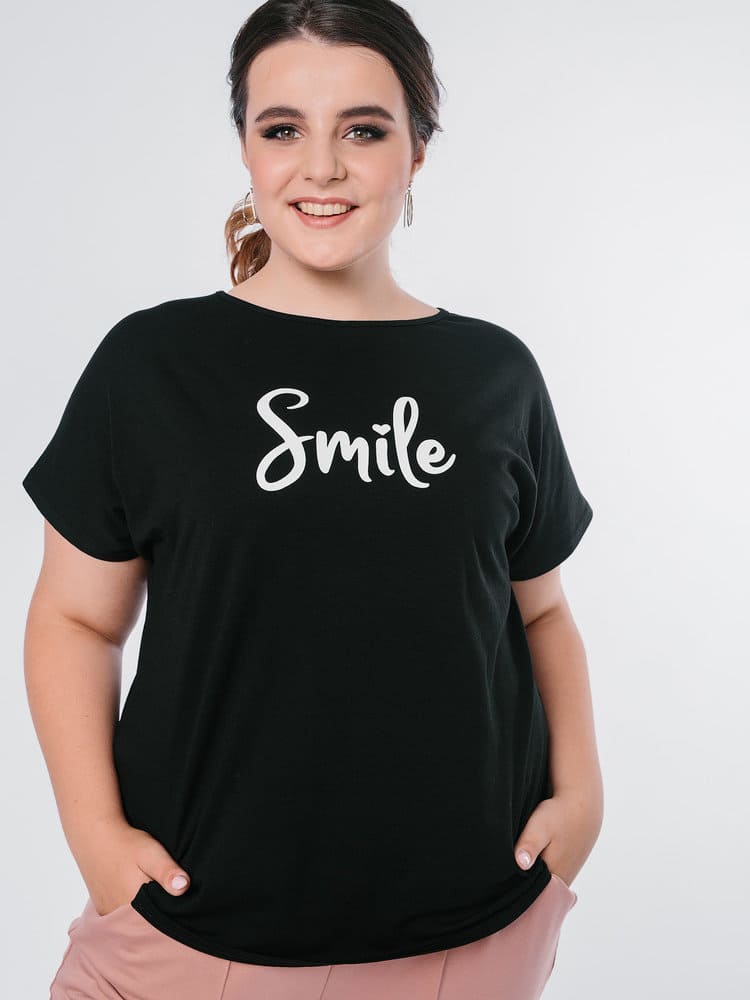 Свободная футболка с надписью "Smile", черная