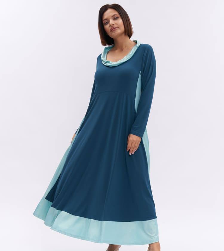 Длинное трикотажное платье с глиттером и воротником-хомут, синее