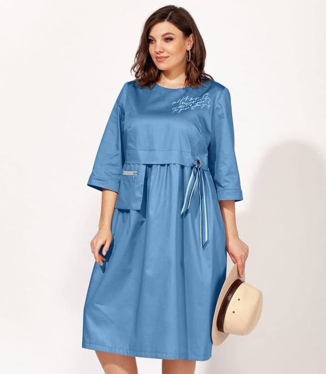 Расклешенное платье с карманами и декором, синее