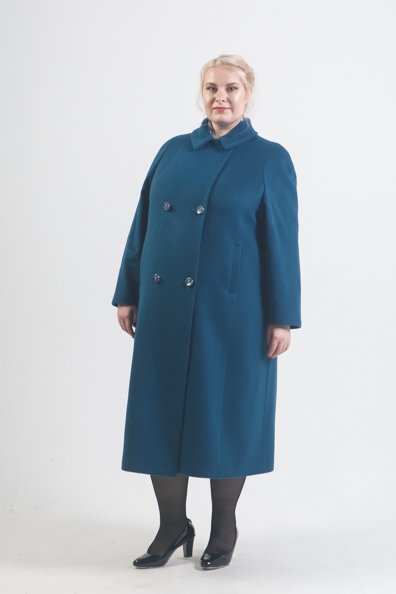 Купить пальто 56. Пальто женское демисезонное больших размеров. Пальто из драпа женское демисезонное. Женское пальто из драпа большого размера. Пальто для женщин 60 лет.