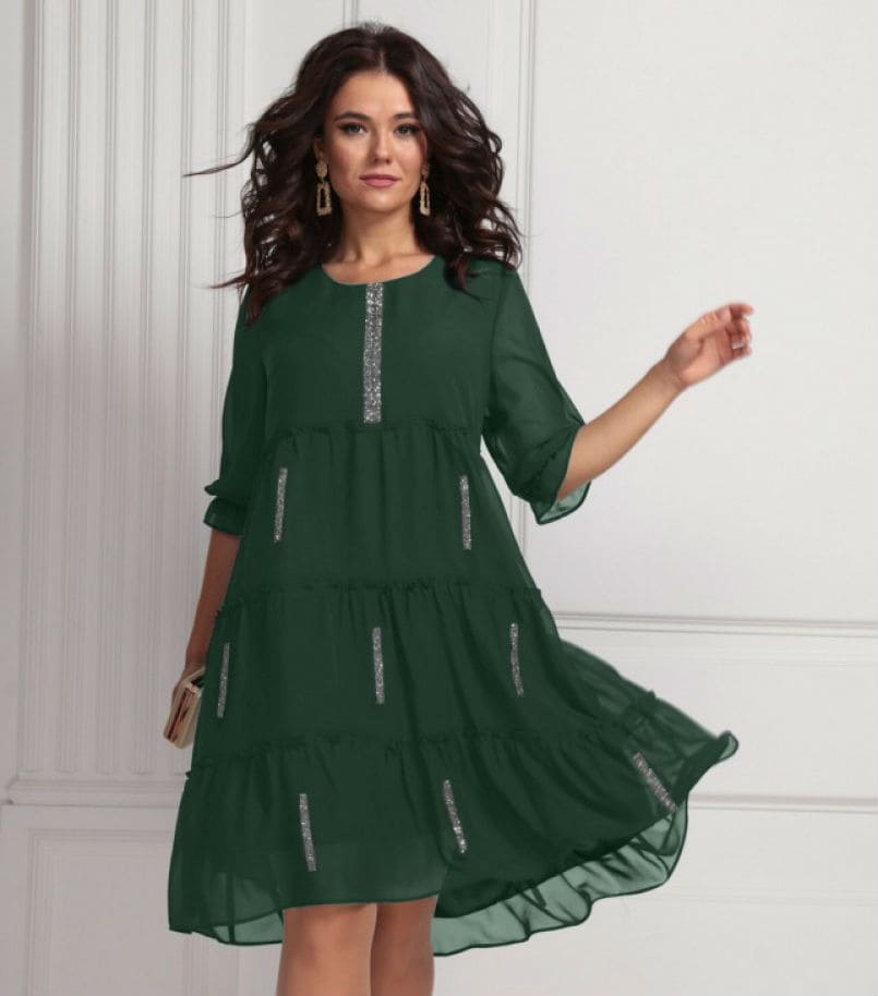 Свободное шифоновое платье с тесьмой из страз, зеленое