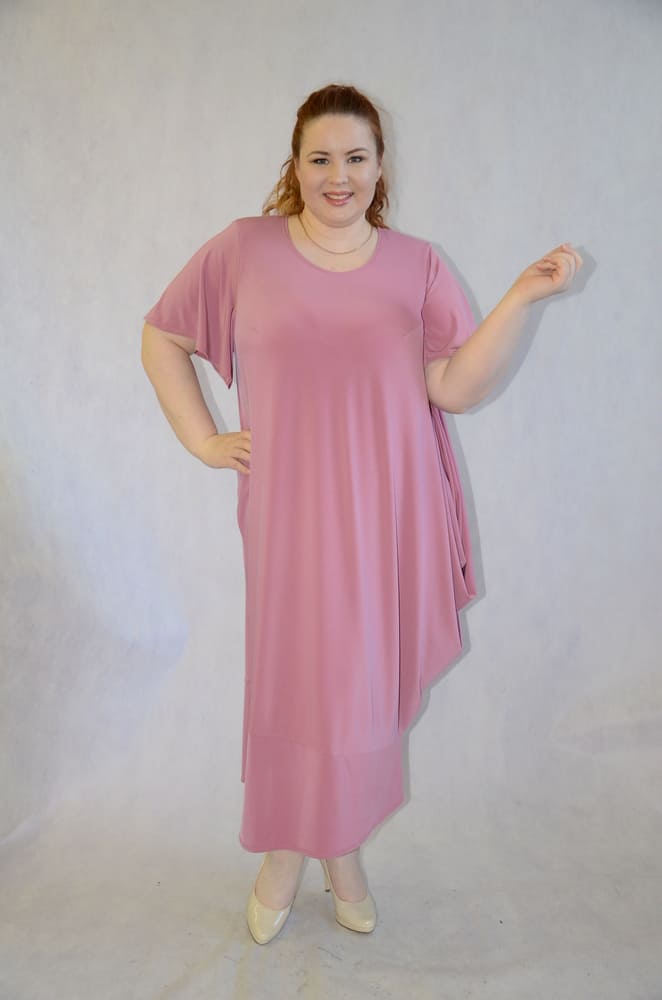 Прямое однотонное платье с разрезами, розовое