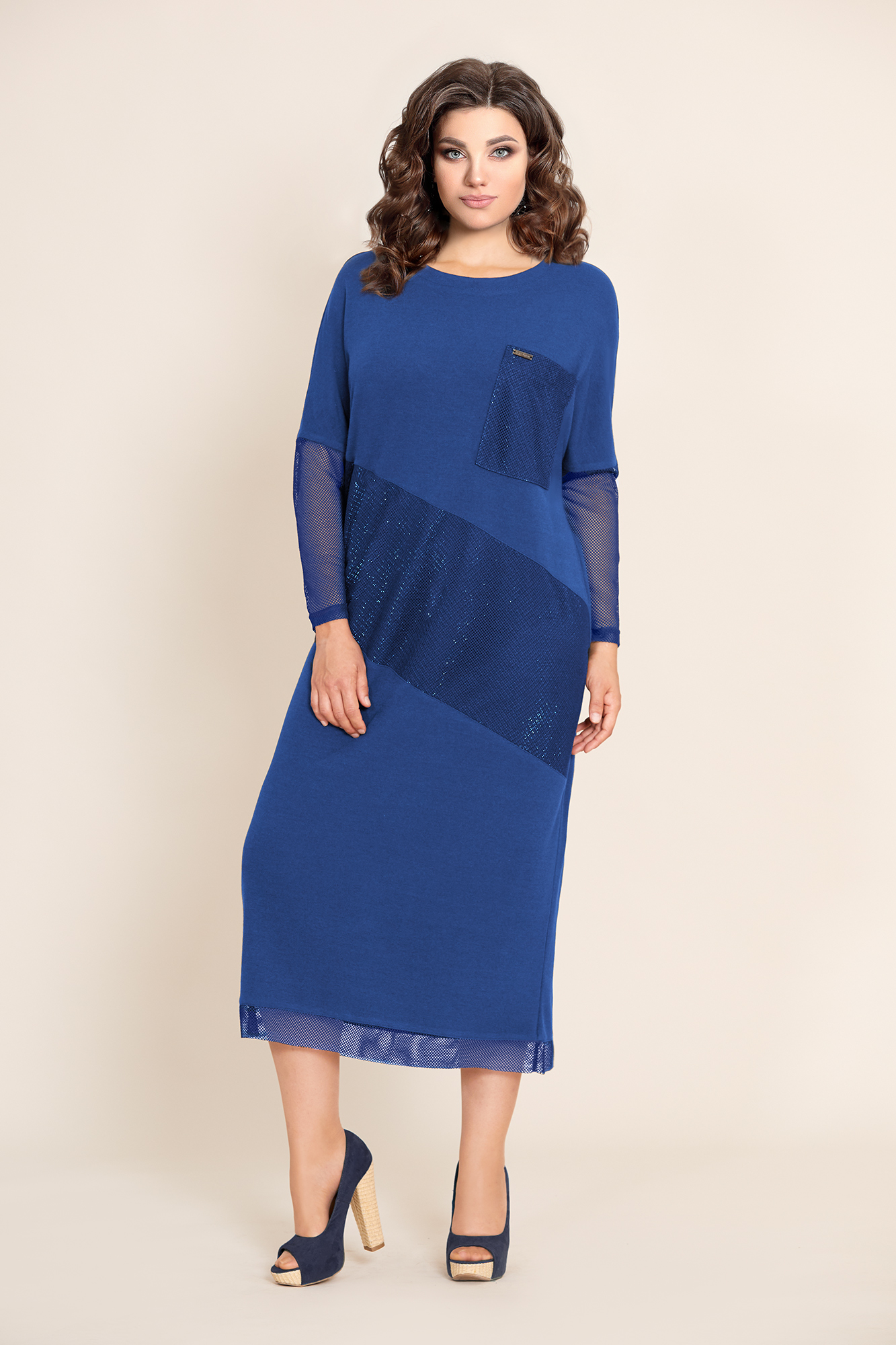 Длинное платье с накладным карманом и отделкой люрексом, синее