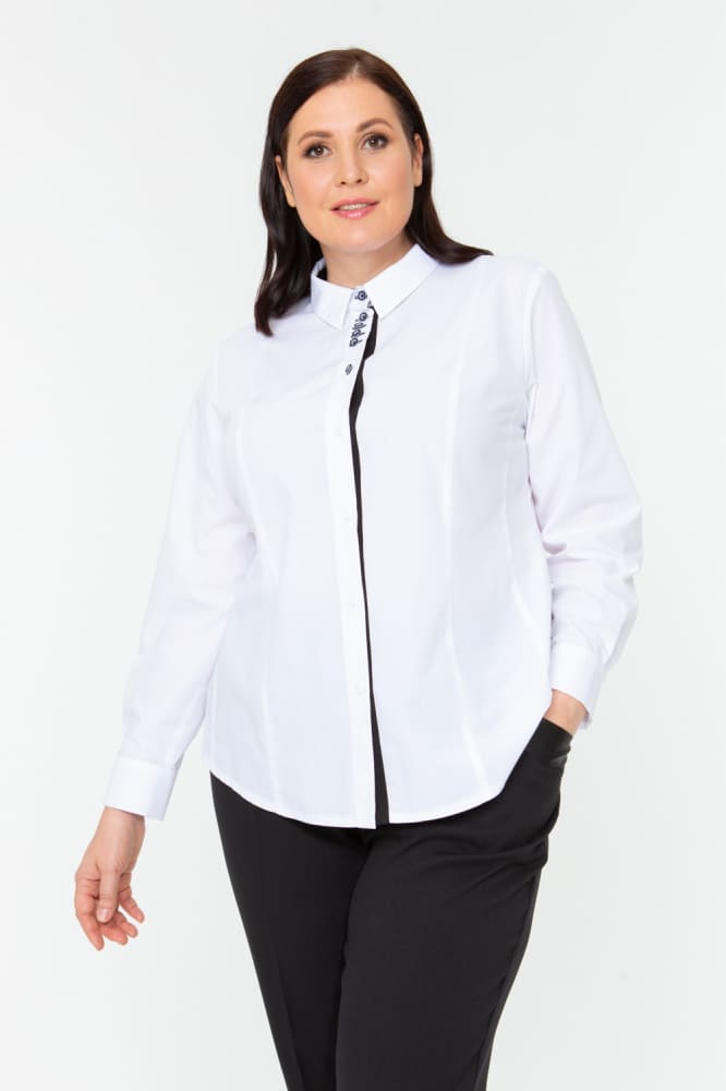 Приталенная блузка с контрастными пуговицами, белая