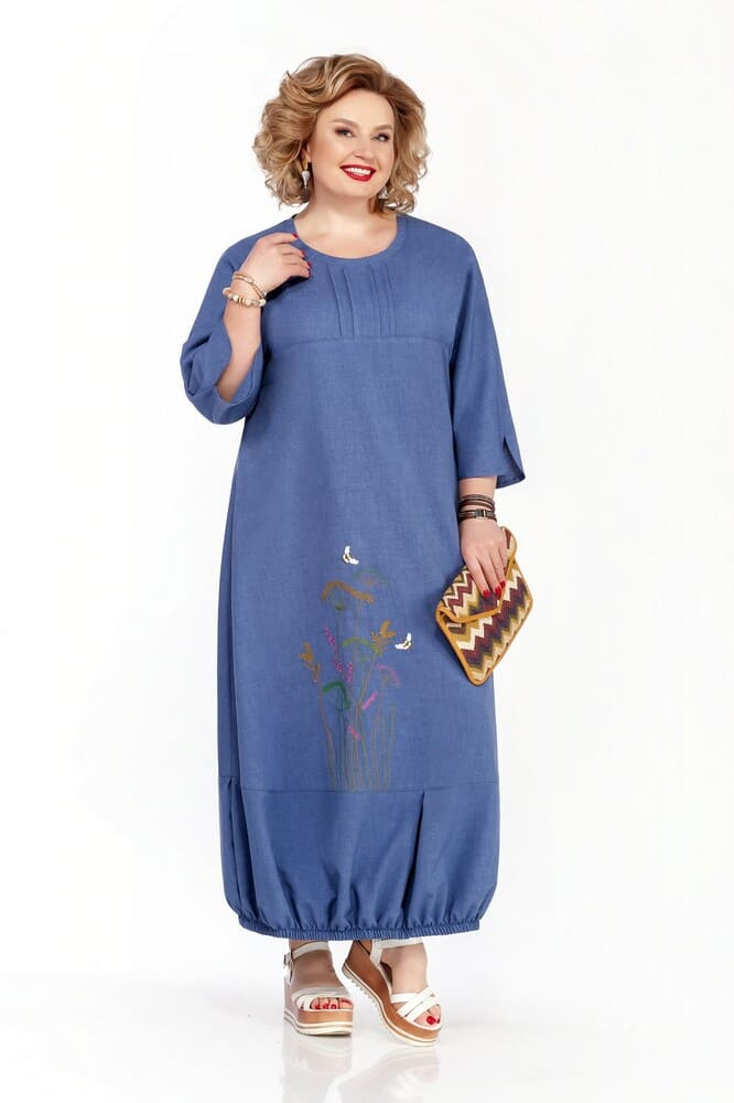 Длинное платье с вышивкой и резинкой по низу, синее