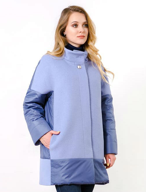 Комбинированное прямое пальто со спущенным плечом, синее