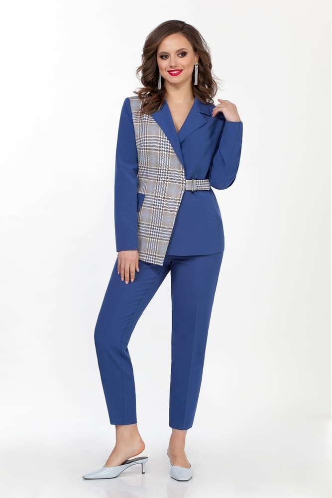 Комплект из брюк и приталенного комбинированного жакета, синий
