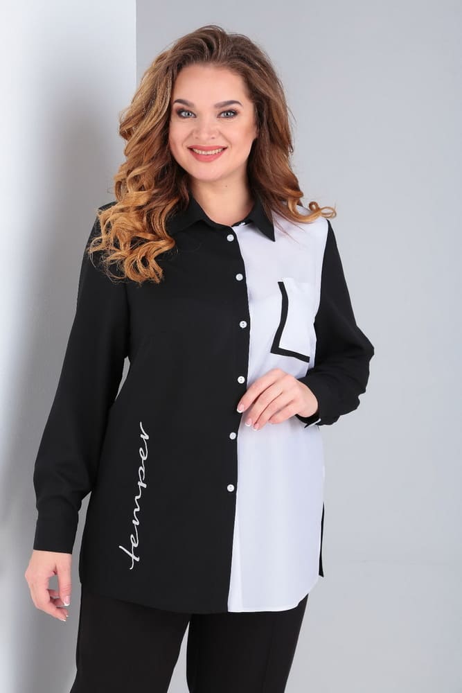 Блузка с нагрудным карманом и надписью, черная с белым