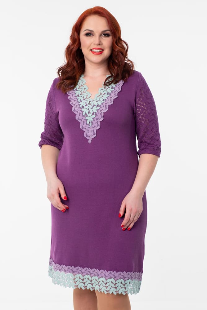 Приталенное платье с отделкой контрастным кружевом, фиолетовое