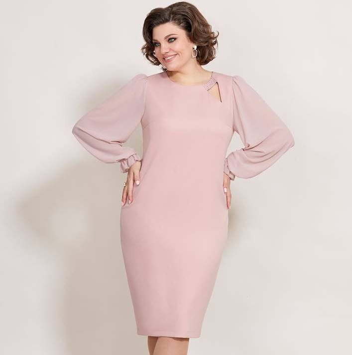 Платье с шифоновыми рукавами и вырезом, розовое