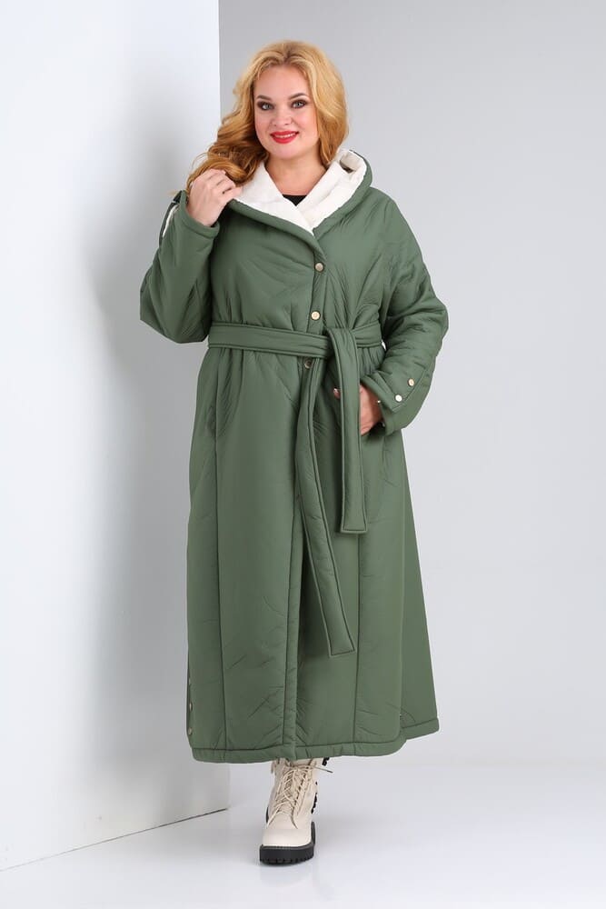 Длинное пальто с меховой изнанкой и поясом, зеленое