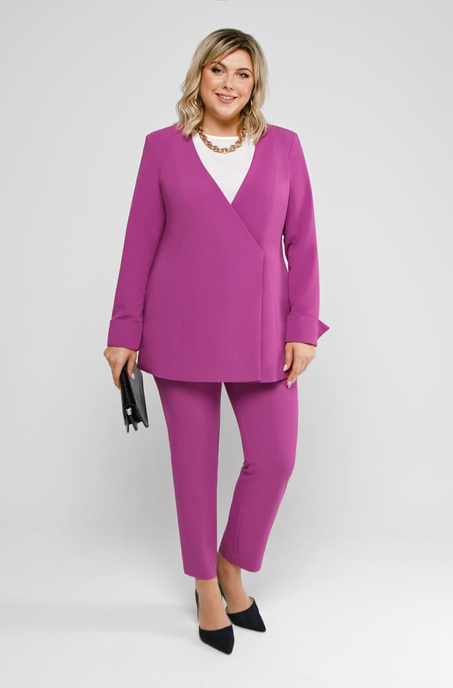 Комплект из брюк и жакета с широкой отложной манжетой, лиловый
