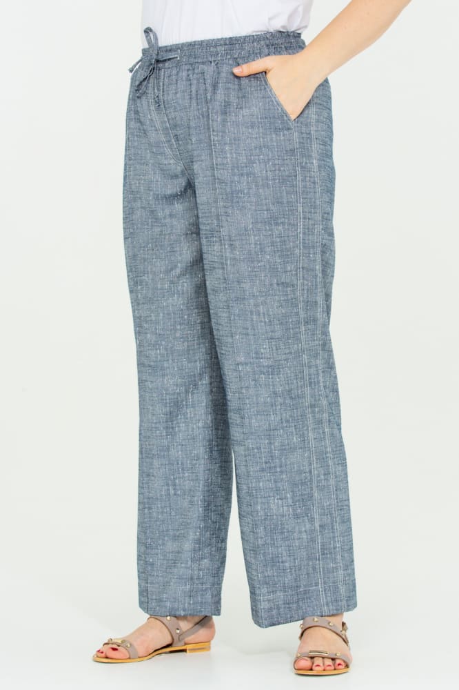 Прямые фактурные брюки на резинке, серо-голубые