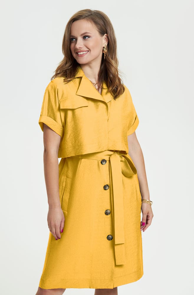 Прямое платье с пиджачным воротником и поясом, желтое