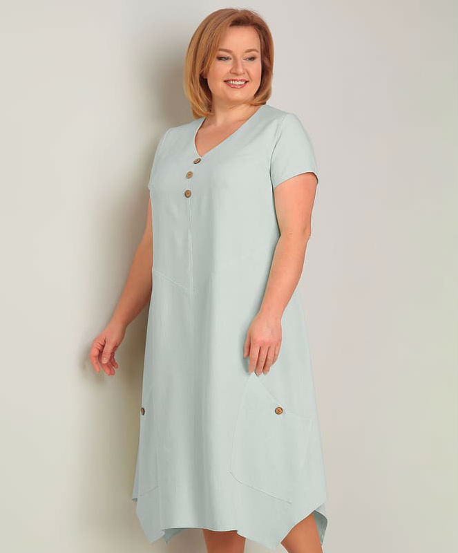 Свободное платье с асимметричным низом и карманами, голубое