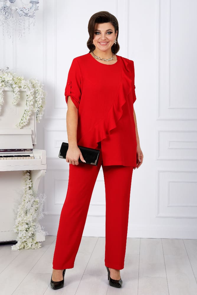 Комплект из брюк и блузки с воланом в подрезе, красный