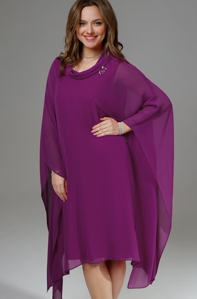 Свободное платье с брошью, фиолетовое