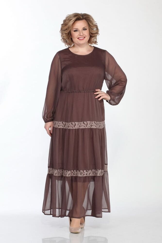 Длинное платье с гипюровым декором, коричневое