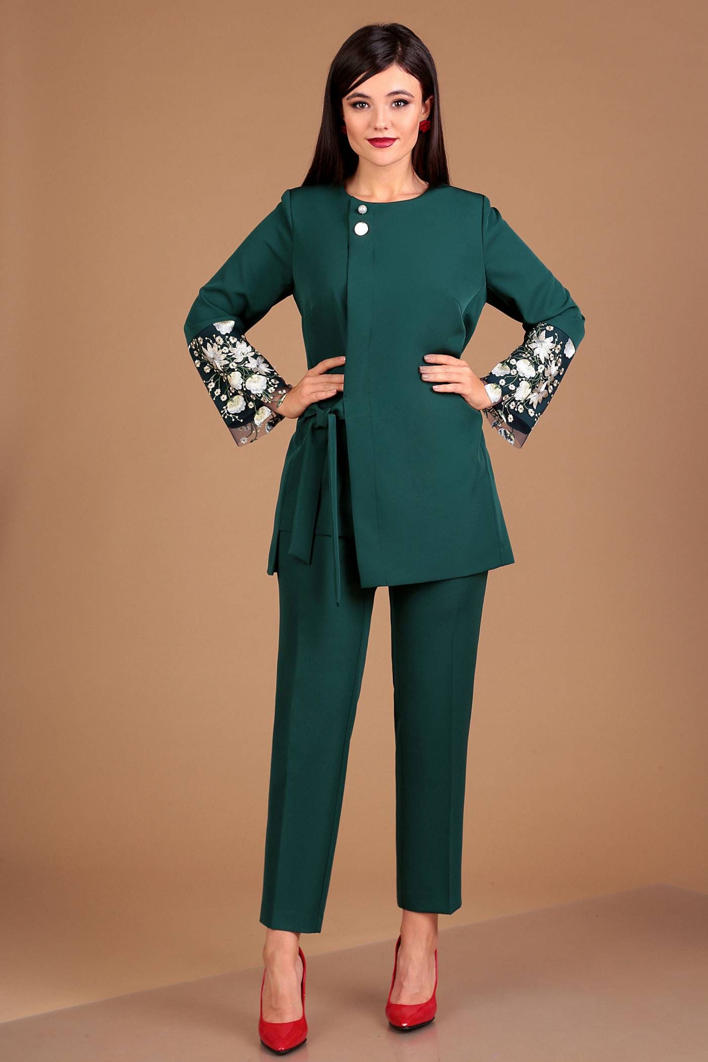 Комплект из брюк и блузона с кружевными манжетами, темно-зеленый