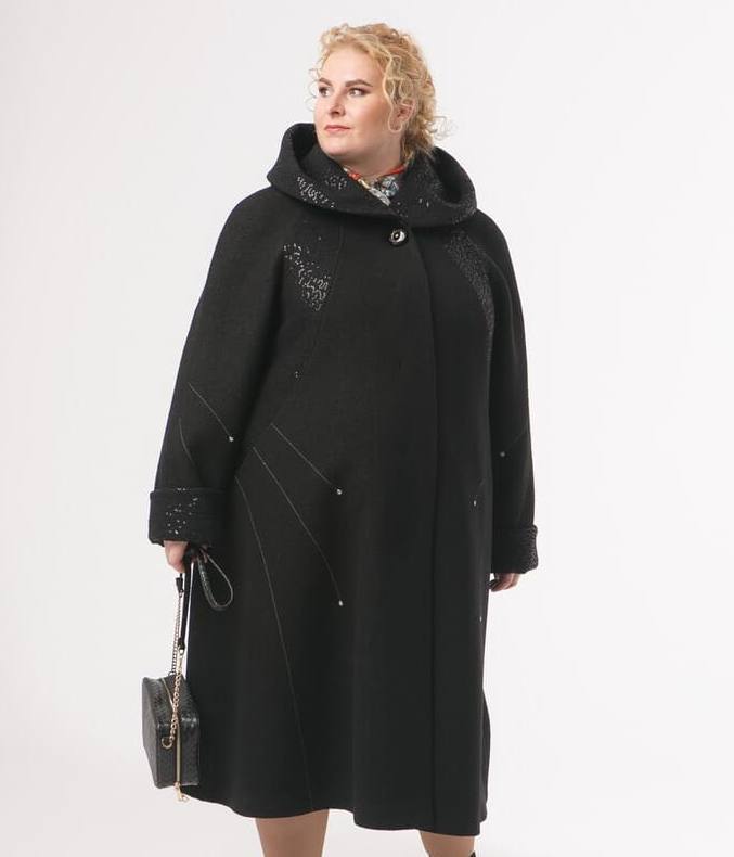Драповое пальто с отделкой и пайетками, черное