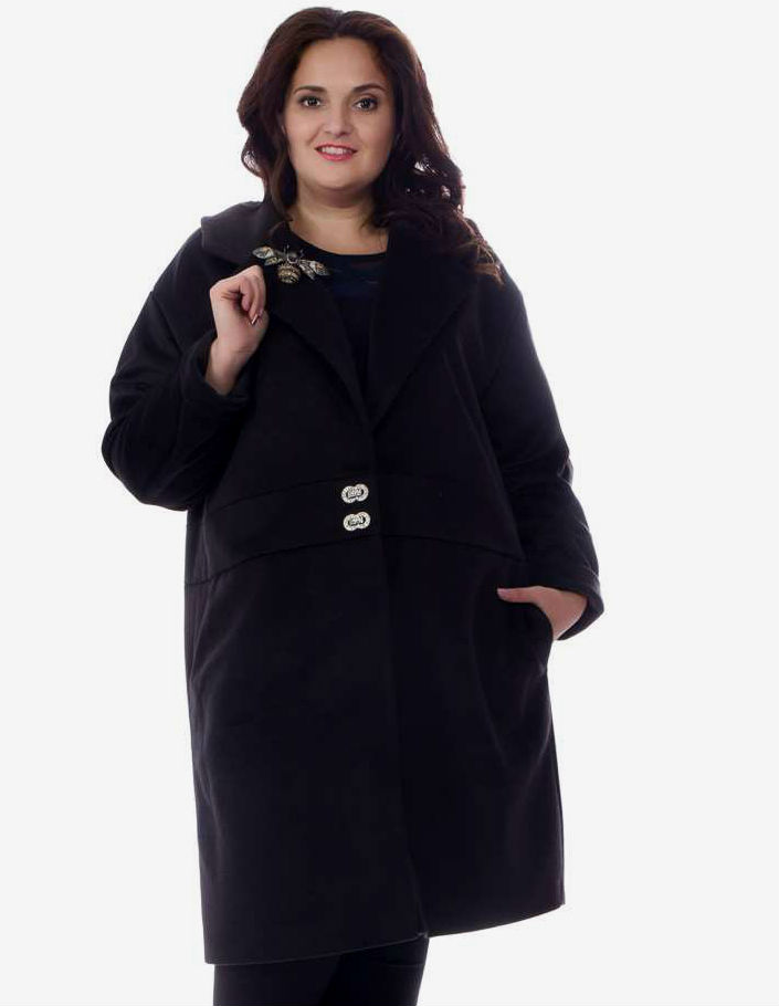 Чёрное кашемировое пальто с декоративной застёжкой