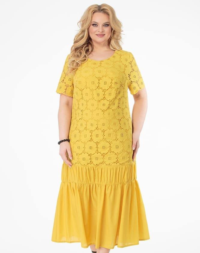 Длинное кружевное платье с широким воланом, желтое