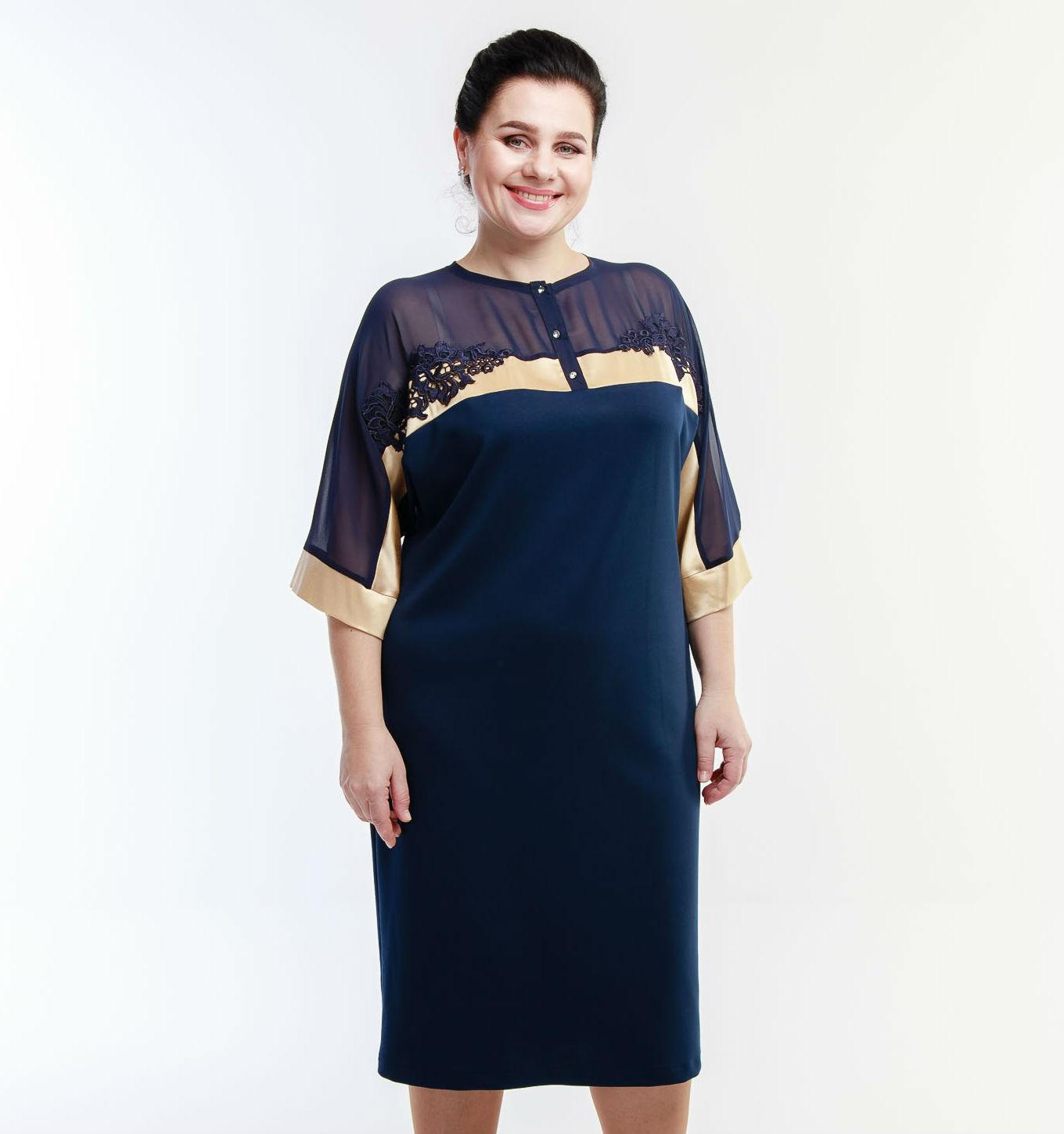 Приталенное платье с контрастными вставками и кружевом, синее