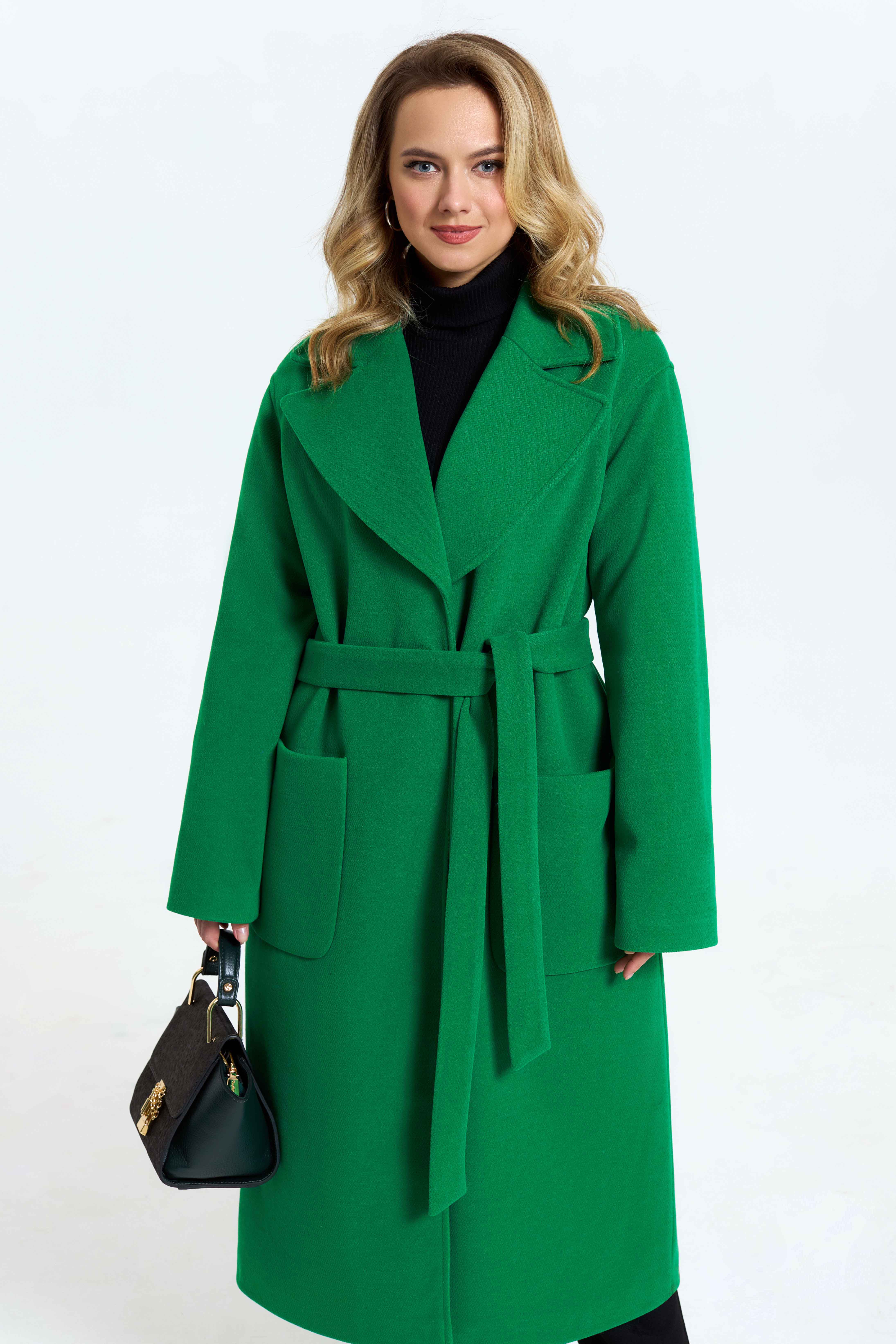 Свободное пальто с пиджачным воротником и поясом, зеленое