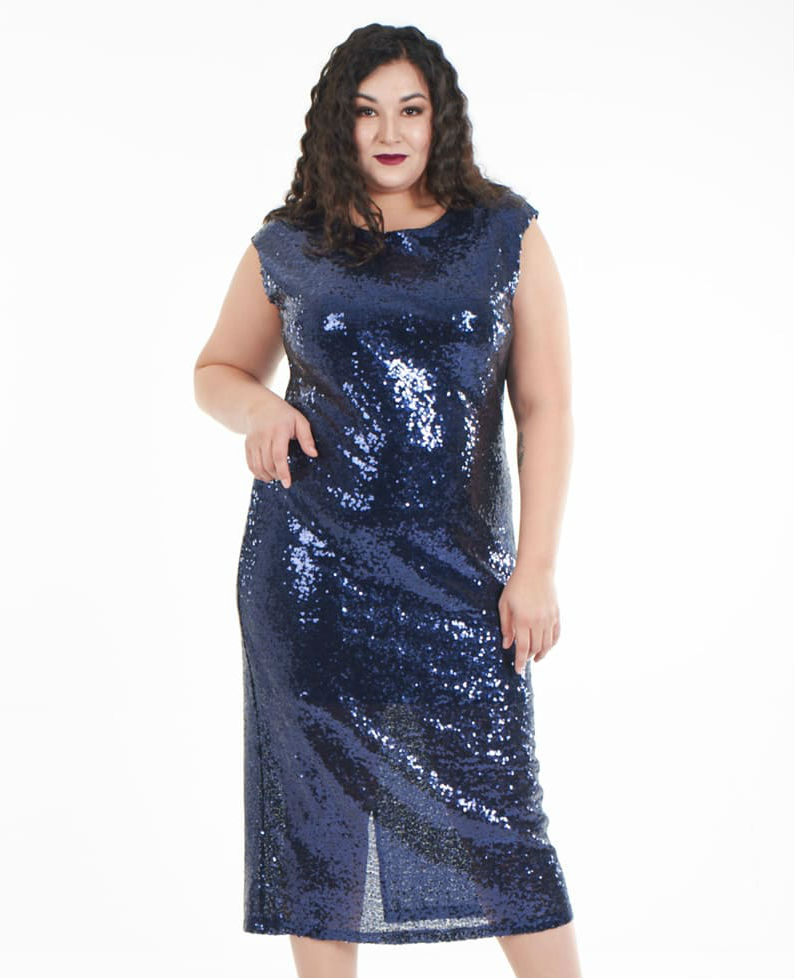 Синее трикотажное платье, расшитое пайетками