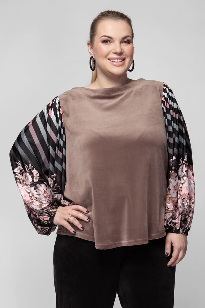 Оригинальная блузка с объемным принтованным рукавом, коричневая