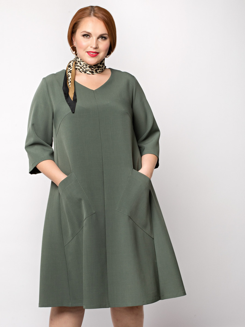 Расклешенное платье с фигурными накладными карманами, зеленое
