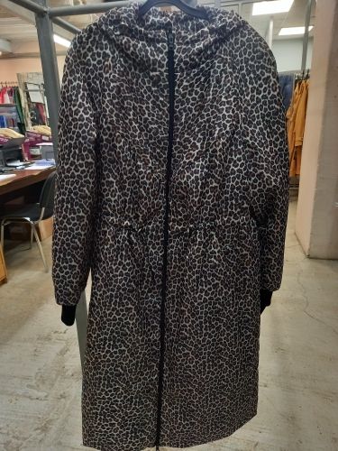 Демисезонное пальто с кулисами, леопард