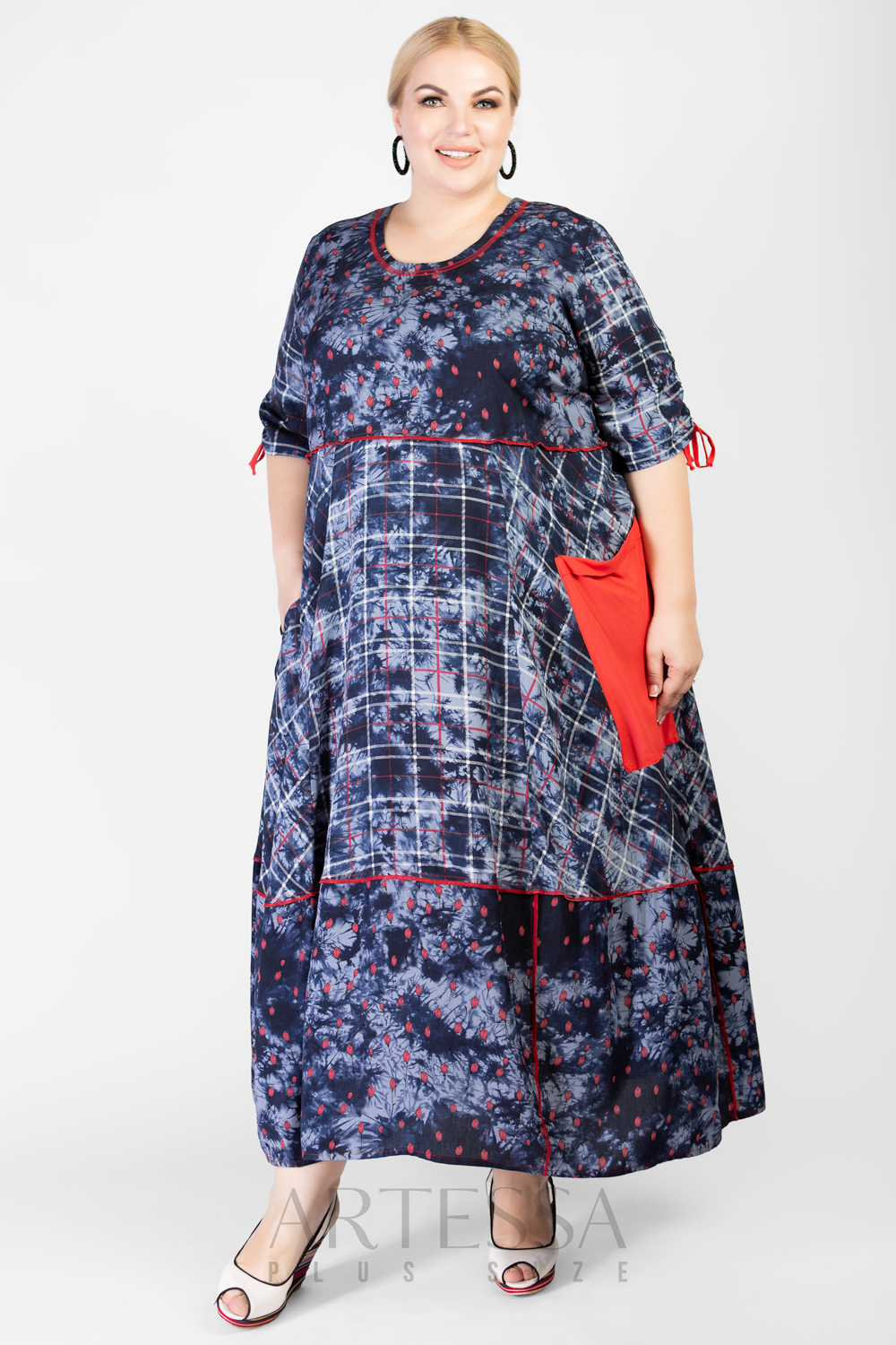 Летнее комбинированное платье с абстрактным принтом, синее