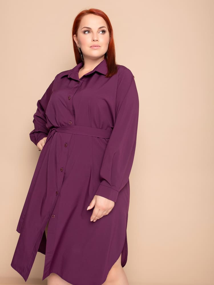 Платье-рубашка с разрезами и поясом, пурпур