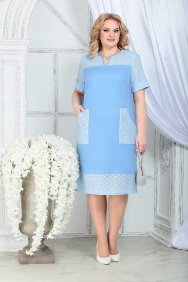 Платье с отделкой ришелье и карманами, голубое