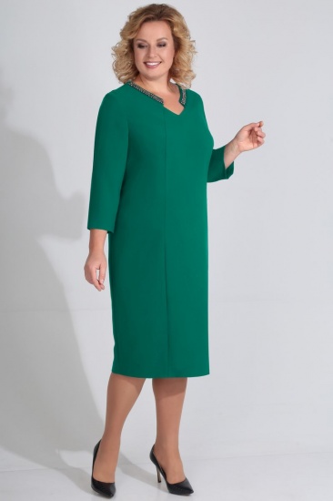 Приталенное платье без воротника с бусинами, зеленое