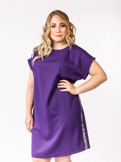 Свободное платье со спущенным плечом и декоративной лентой, фиолетовое