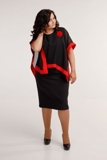 Двухслойное платье с красной отделкой и брошью, черное
