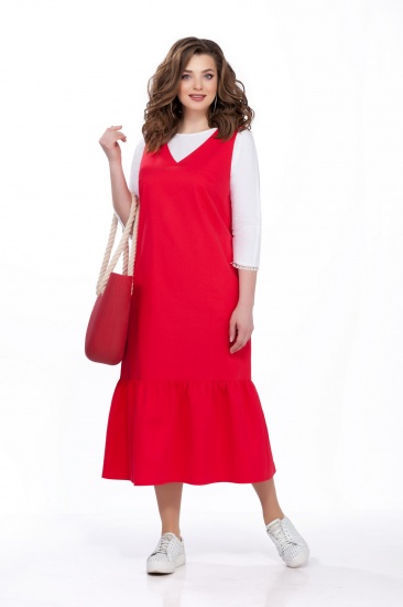 Комплект из красного сарафана и кружевной белой блузы