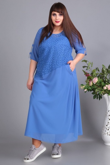 Длинное платье с косым подрезом и декором, голубое