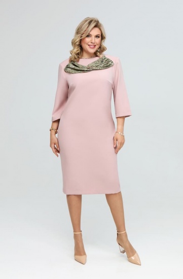 Зауженное платье с шифоновым шарфом, розовое