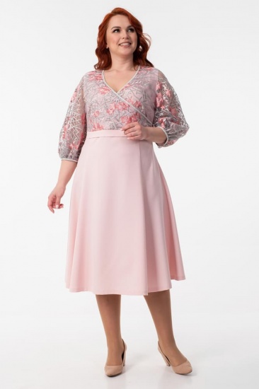 Приталенное платье с кружевным верхом, розовое