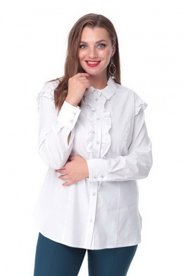 Приталенная блузка с декором рюшами, белая