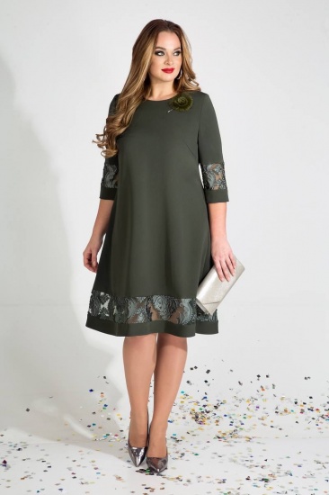Свободное платье со вставками бархатной вышивки, зеленое