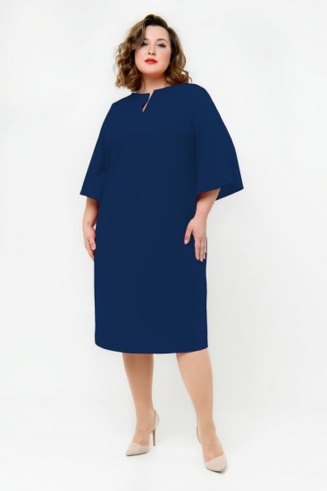Платье-футляр с расклешенным рукавом, синее