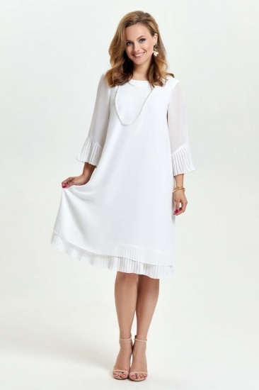 Расклешенное платье с отделкой плиссированной тканью, белое