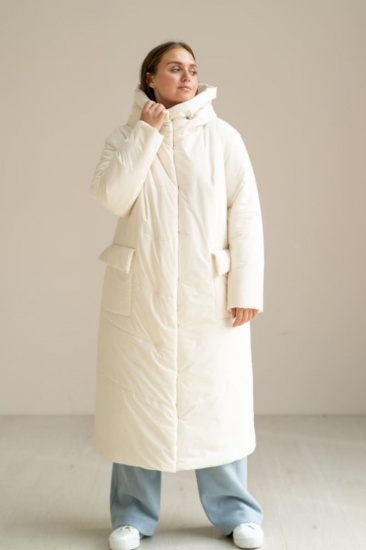 Длинное зимнее пальто с объемным капюшоном, молоко