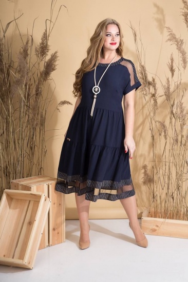 Расклешенное платье со спущенным рукавом и декором, темно-синее