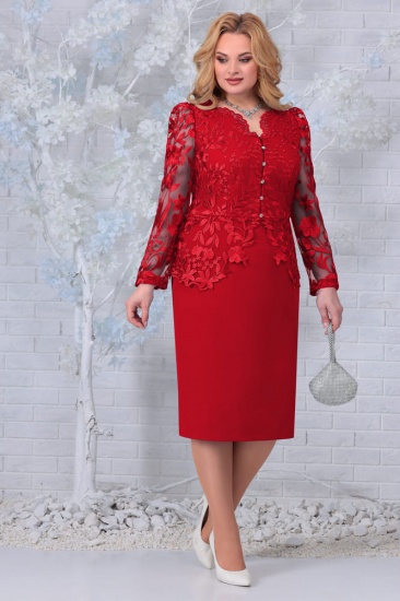 Платье с фигурной горловиной и декором, красное