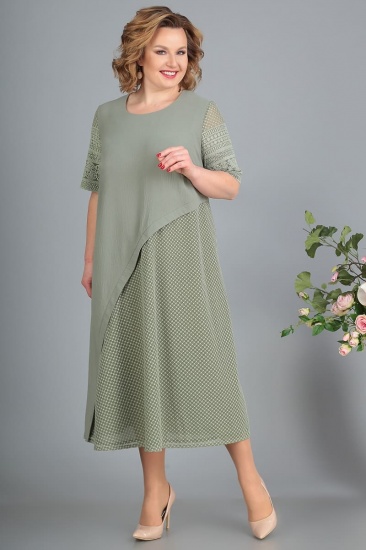 Свободное платье с фигурным подрезом, оливковое